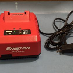 Snap-On Tools CTC720 18v Lithium Battery Charger
