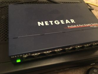 Netgear desktop Switch