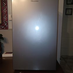 Mini Compact Refrigerator 