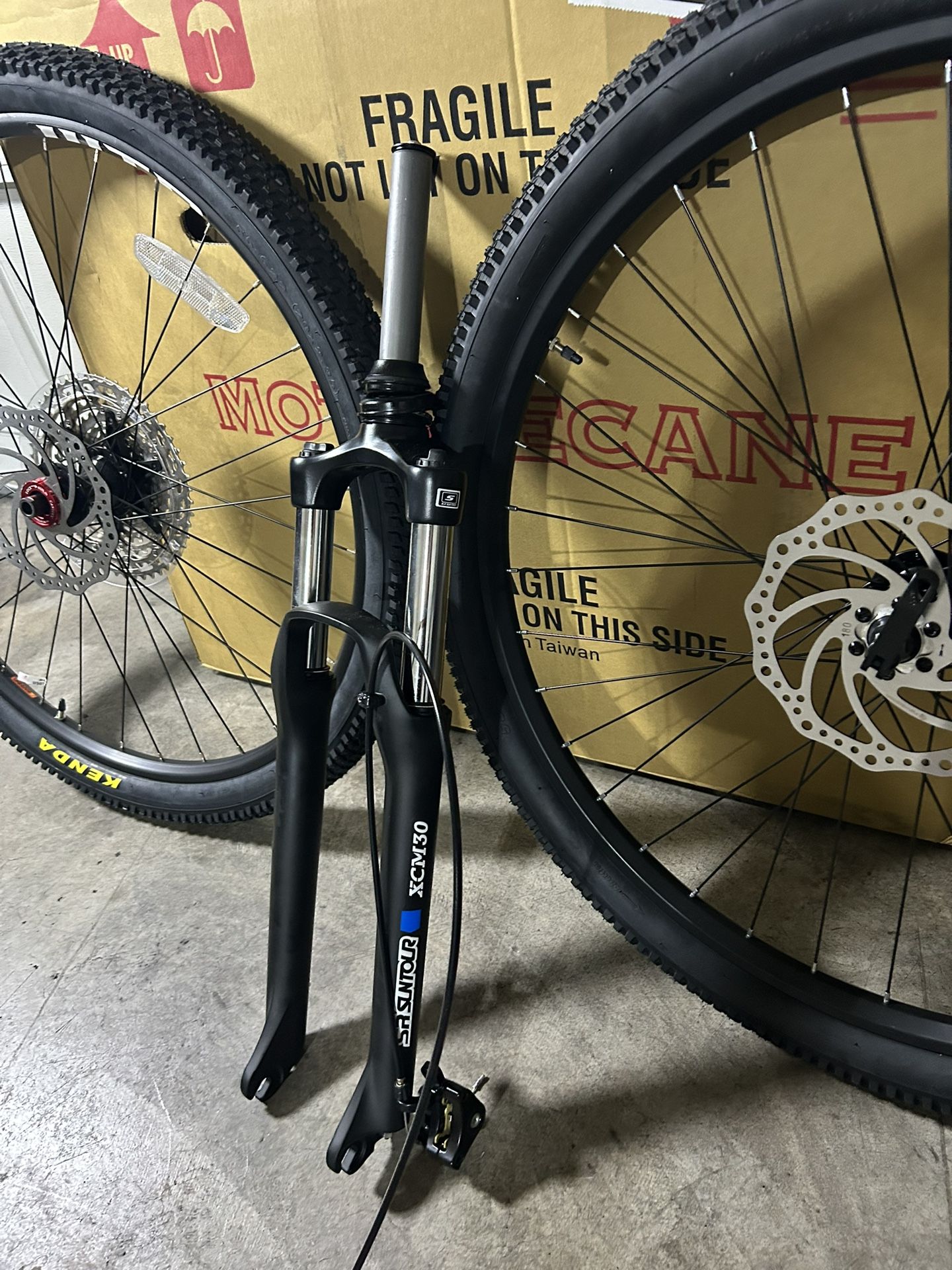 29” Wheel Set Mountain Bike