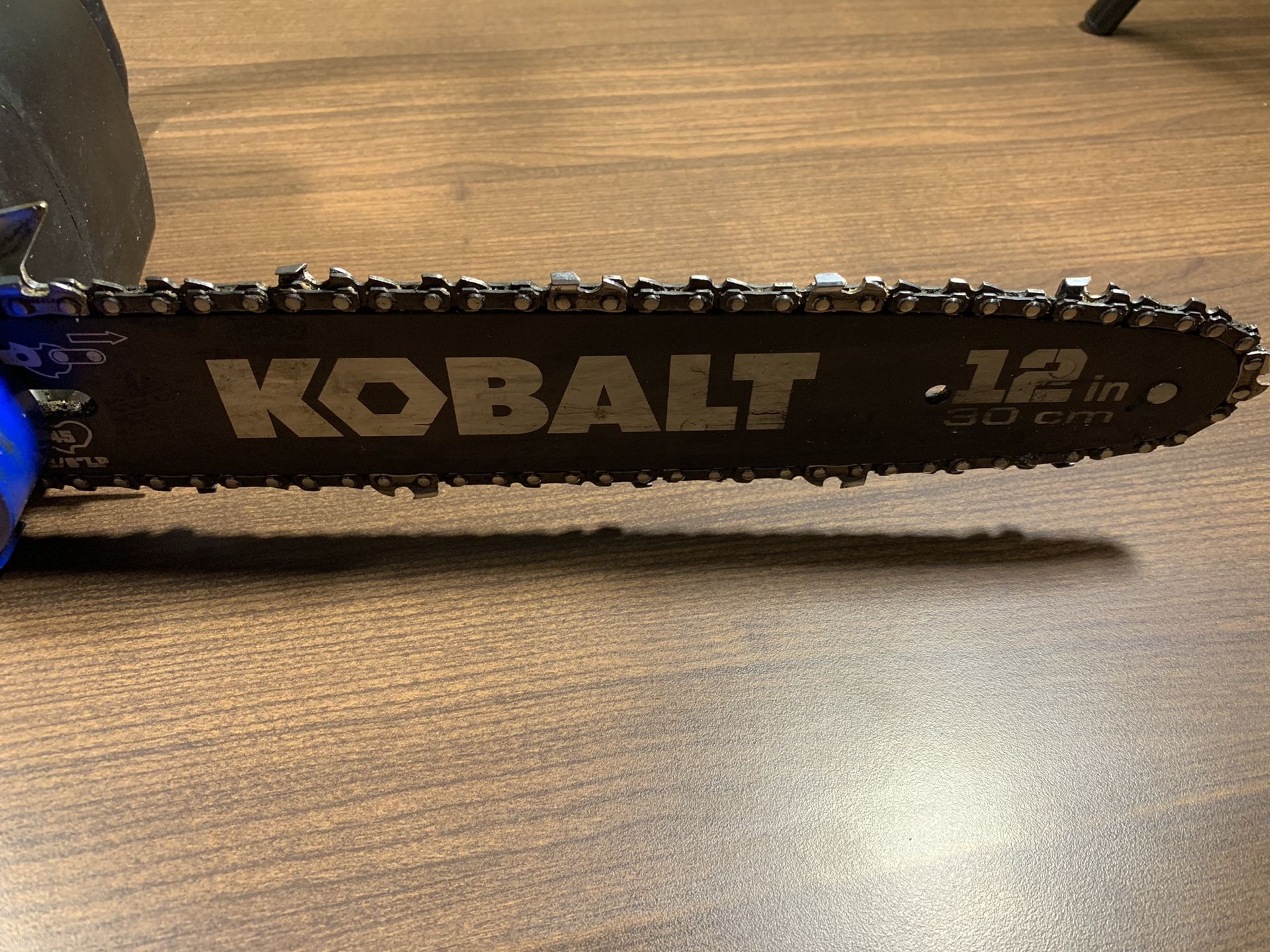 Kobalt 40v 12-inch Cordless Electric Chainsaw, Tool only