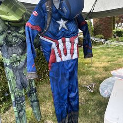 Costume