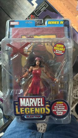 Marvel Legends Elektra Series IV Action Figure