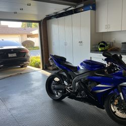 2004 Yamaha R1