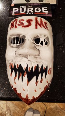Kiss Me PURGE MASK