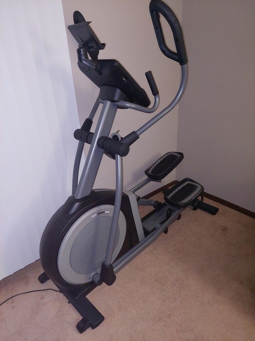 Nordictrack 14.9 Commercial Elliptical