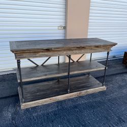 Crestview Covington Console Table ( Can Deliver For $10 )