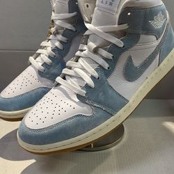 NIKE AIR JORDAN 1 MID SE “DENIM”