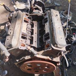 Chevy 350 5.7 Liter With Everything You See Low Miles Runs Really Good 