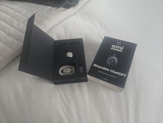 Omi wearable chat gpt