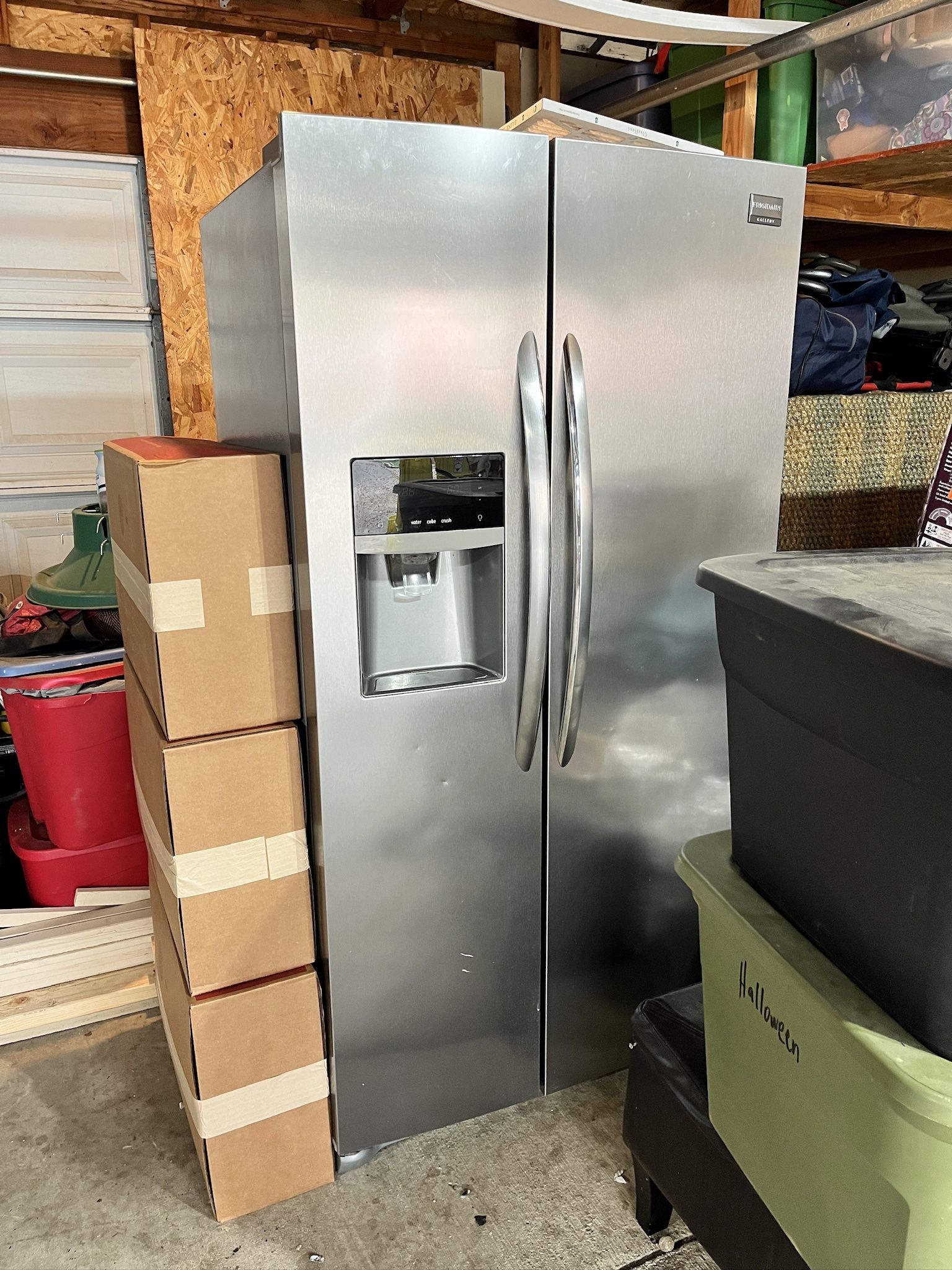 Frigidaire Refrigerator