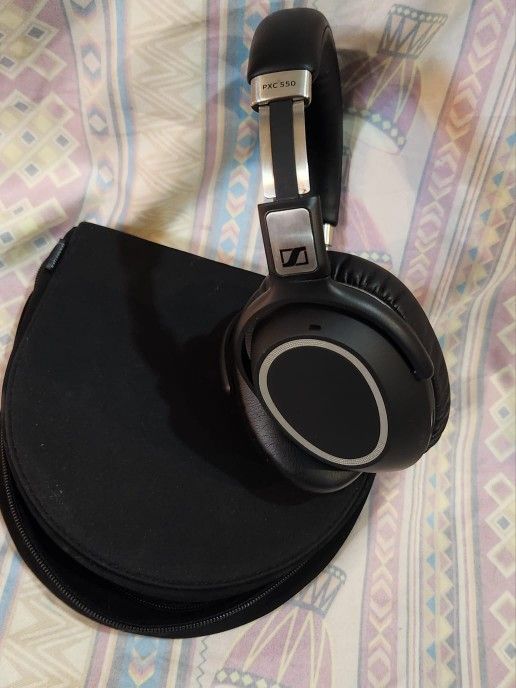 Sennheiser PXC 550 Over-Ear Wireless Bluetooth Headphones - Black