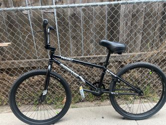 24 inch HARO Shredder BMX