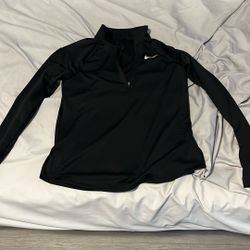 Nike drifit black fleece jacket kids large