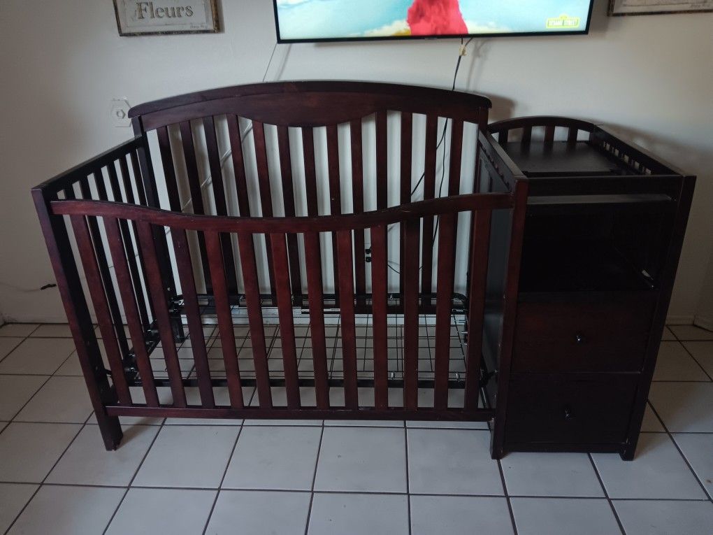 baby crib for Sale in Lakeside, CA OfferUp