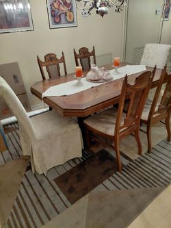 Dining room set
