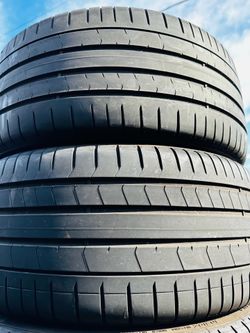 255/35/19 Pirelli P ZERO PZ4 Run Flat 255/35/19 Used Tires 255/35R19