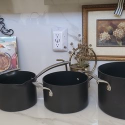 Kirklands Signature Cooking Pots