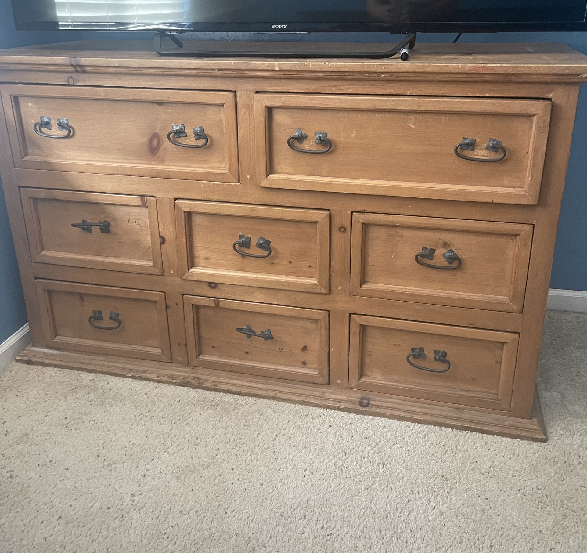 Dresser