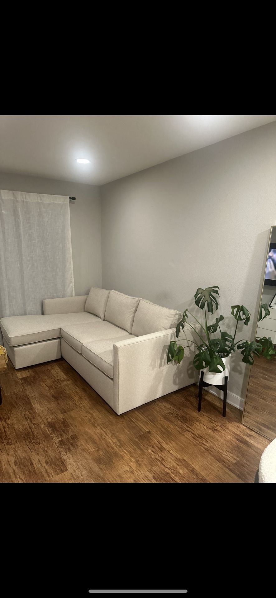 West Elm Harris Sofa 86’’