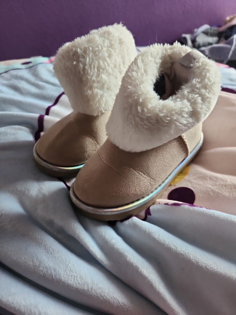 Nautical Size Toddler 8 Pink Fur Boots