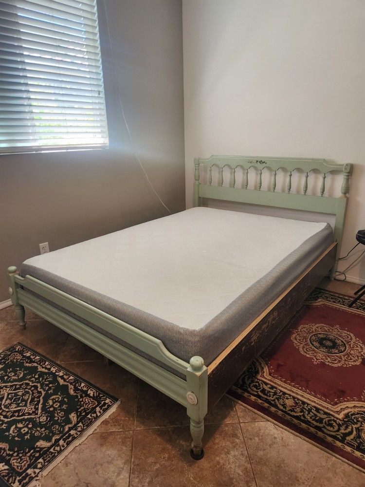 vintage bed