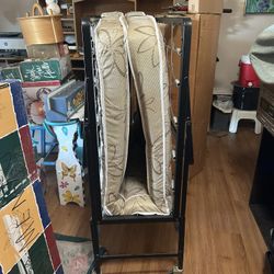 Roll Away Twin Bed