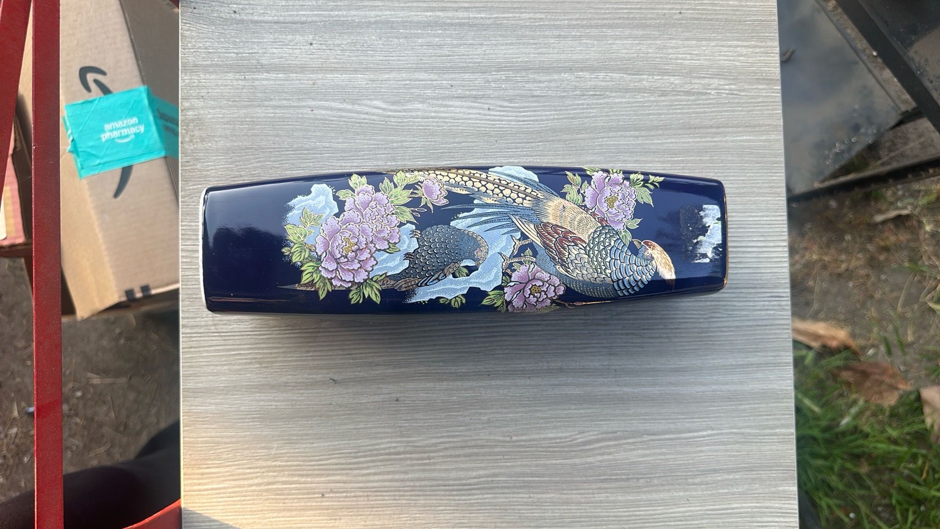 vintage Japanese Kutani style porcelain vase