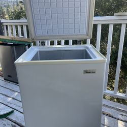 Magic Chef Freezer