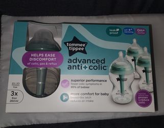 Tommee tippee baby bottles and bath products
