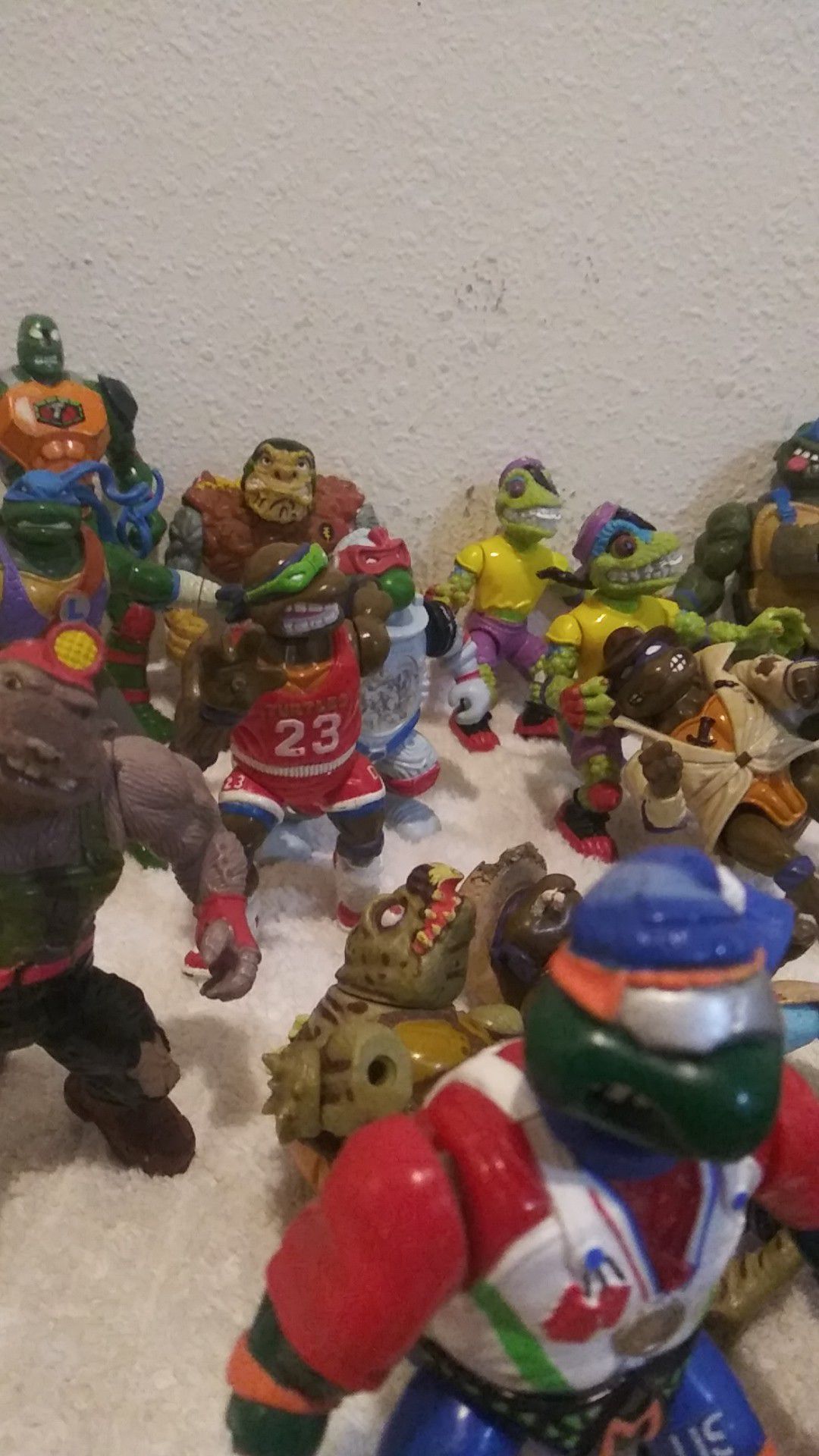 Vintage Ninja Turtles figures