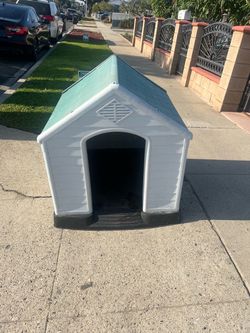 Dog house