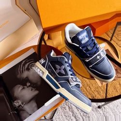 Louis Vuitton Trainer 70