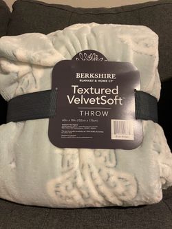 Large throw blanket
