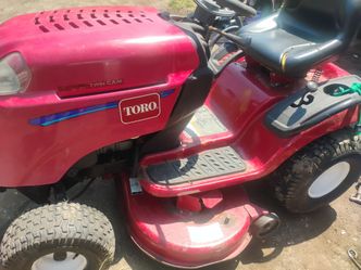 42"Court Toro riding lawnmower runs but needs a little work to cut grass 375 cash firm