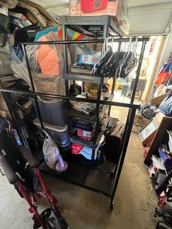 Double tier clothes rack