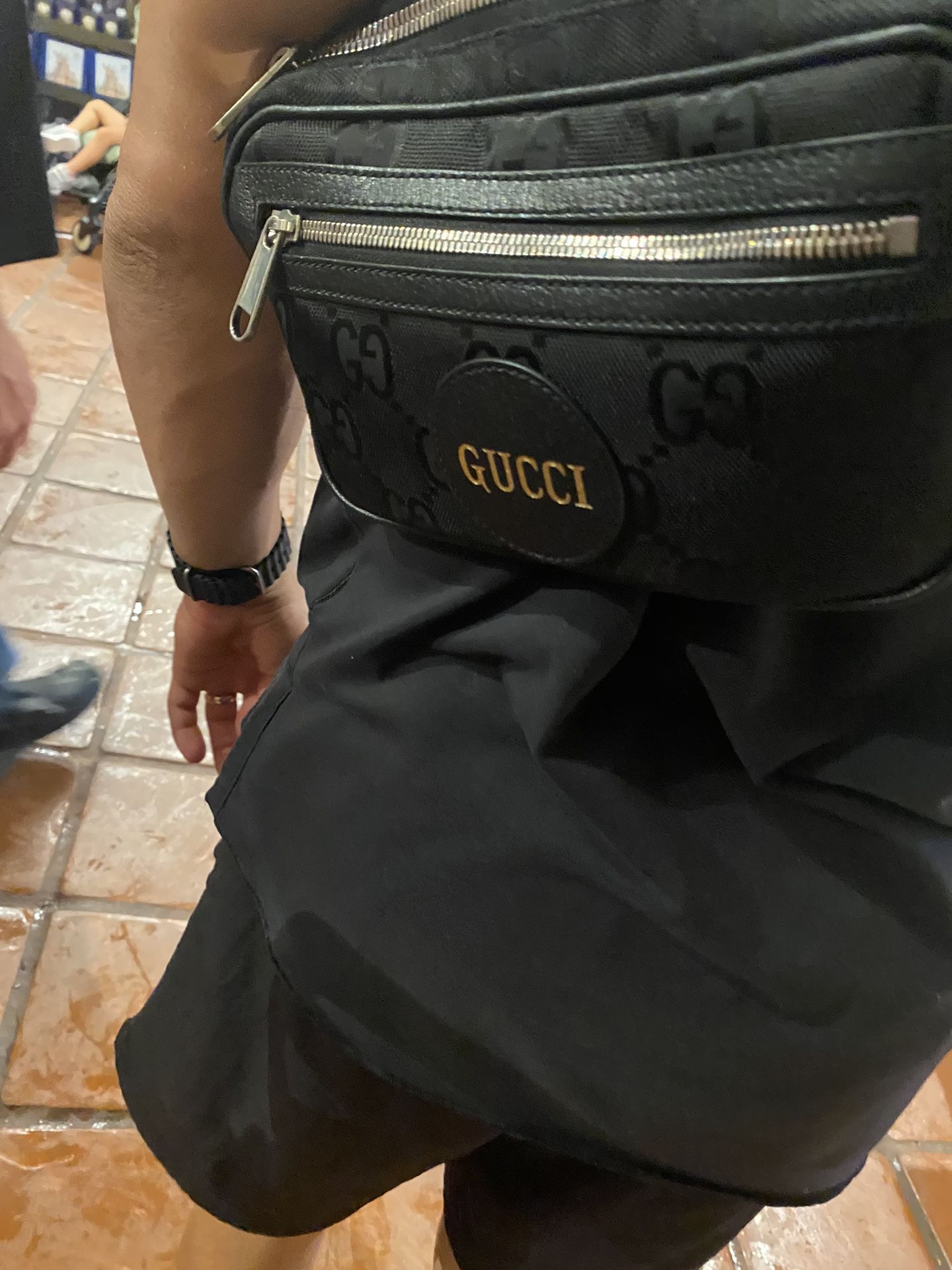 Authentic Gucci Wallet for Sale in Orlando, FL - OfferUp