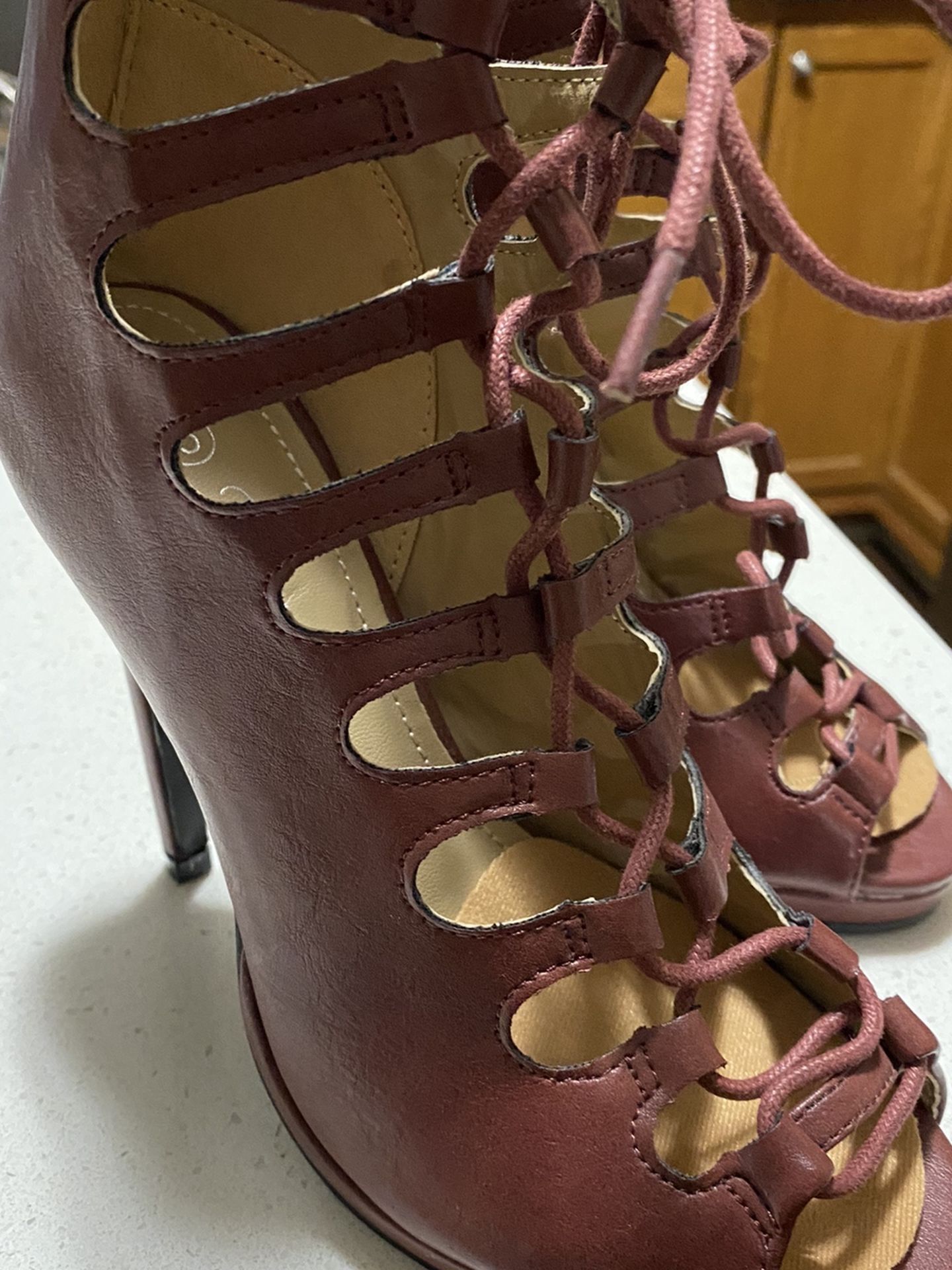 Forever 21 Lace Up Stiletto Heels Sz 5