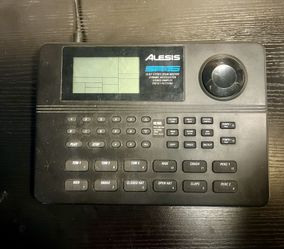 Alesis SR16 Drum Machine