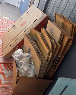 FREE moving boxes/air bags/paper wrap