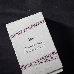 Burberry Her Perfum