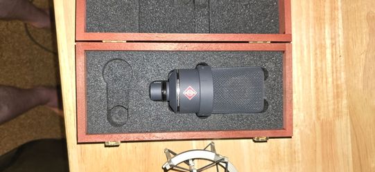 Neumann TLM103 w/ shockmount