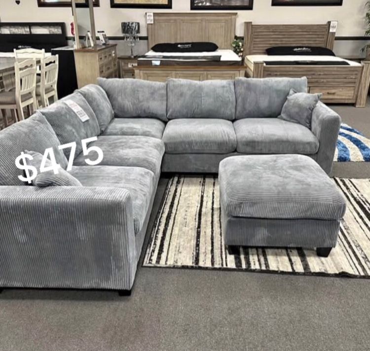 ✅$475 4-pc Sectional Sofa With Ottoman New In Box