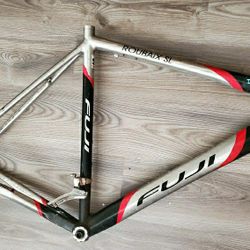 Ultra Light Roadbike frame with Carbon Fork wheelset and Ultegra derailuer/ cassette 58cm