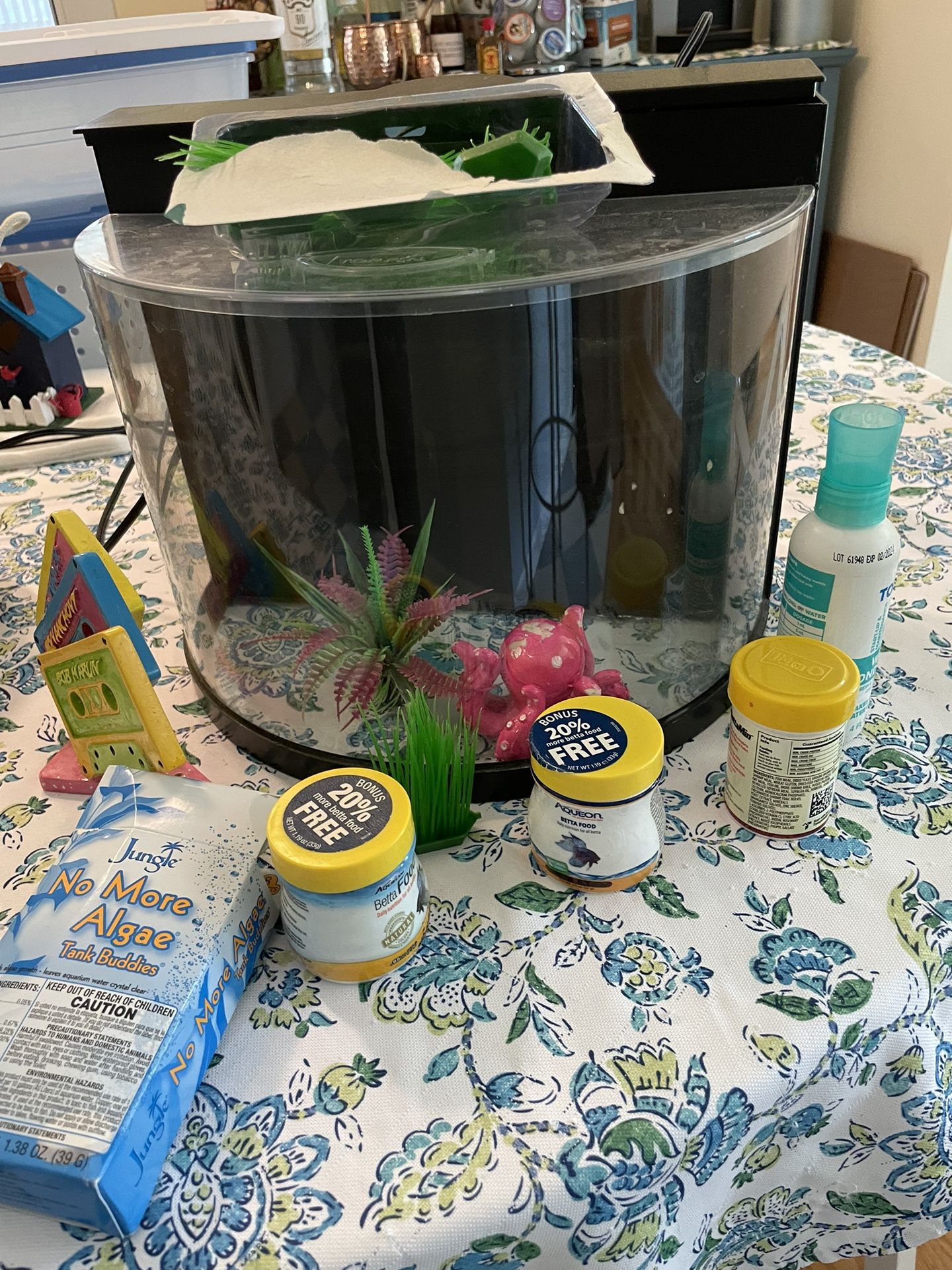 Beta Fish Tank With Filter, Food And Supplies