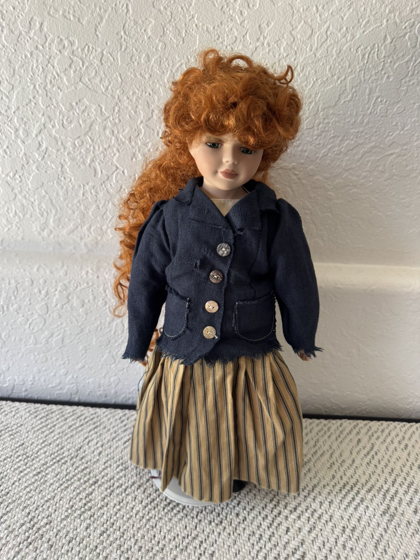 Amelia's Friends L.ED #142/500 Irish Porcelain Doll Ireland 16” Ht