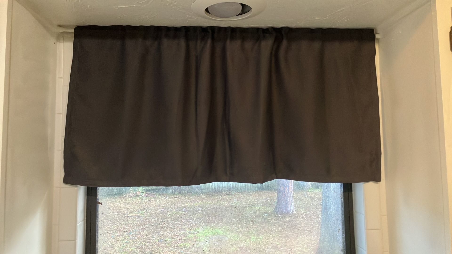 Half Curtain With Tension Rod 