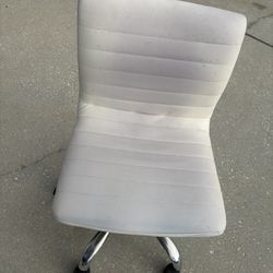 Desk With Chair White 