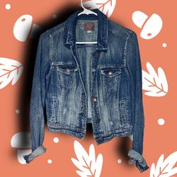 American Eagle Women’s Denim Jacket Size Small