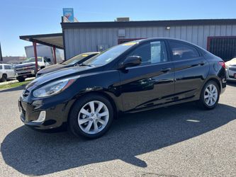 2012 Hyundai Accent